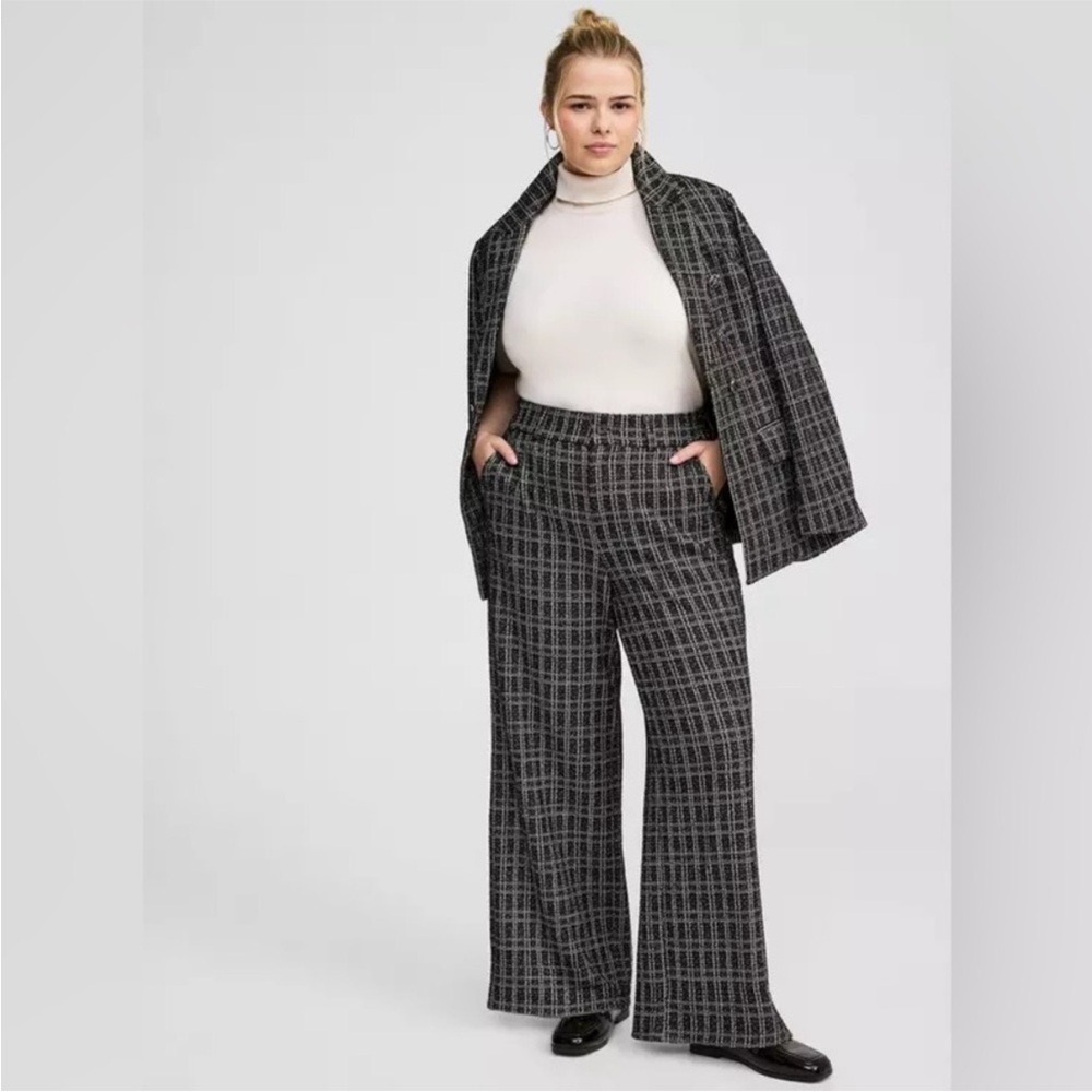 Torrid Pull-On Wide Leg Boucle Wool Blend High-Rise Pants Size 26 NWT